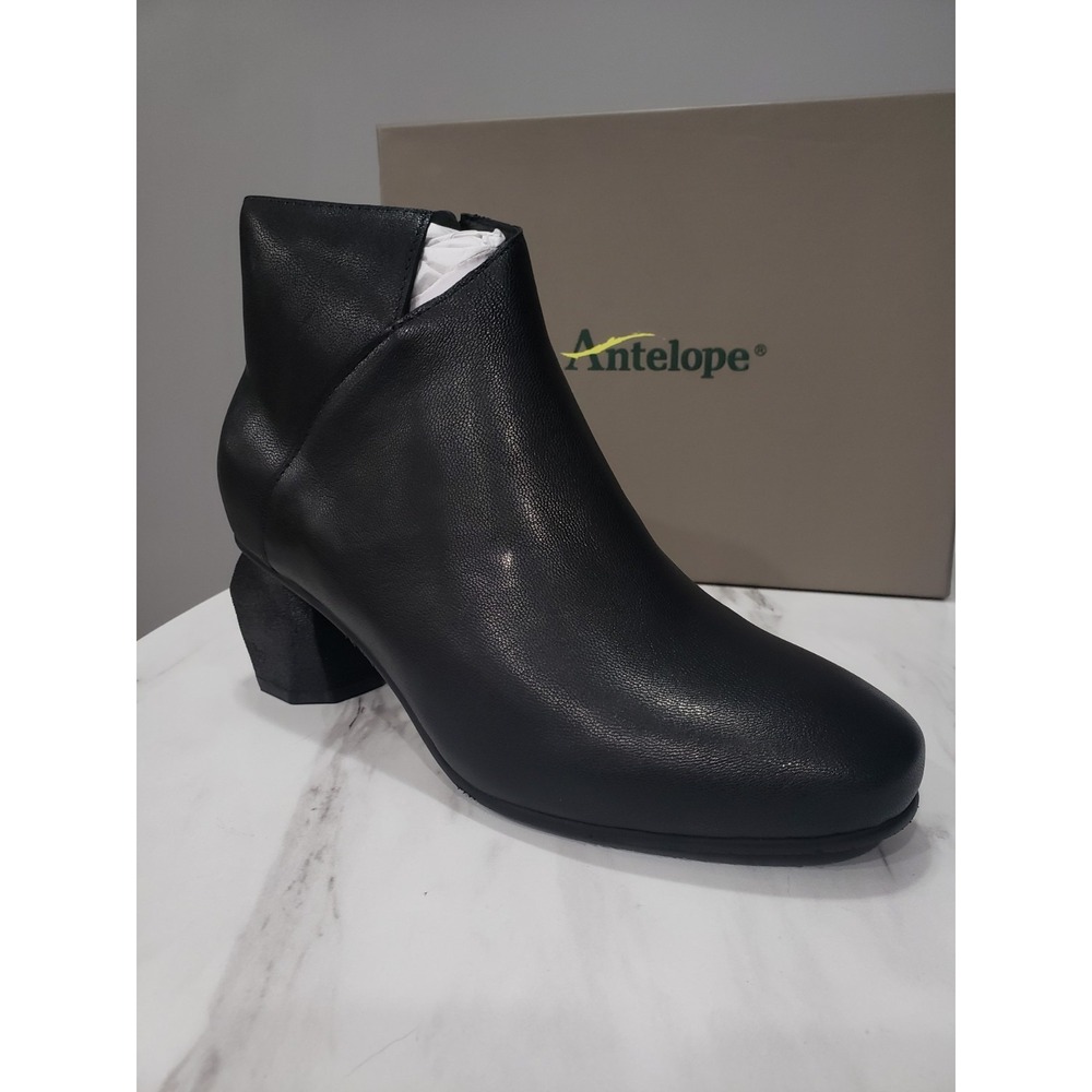 NEW Antelope Leather Ankle Boots Black Block SIZE 38 / US 7 - 7.5 Avant Garde